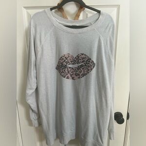 Wildfox Cream Over Sized leopard kiss print Sweatshirt